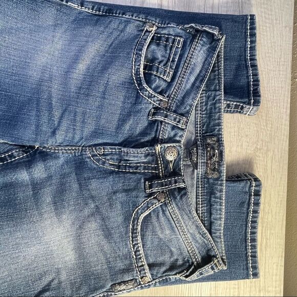 Silver Natsuki Capri Jeans - Picture 8 of 9